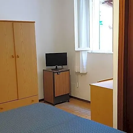 Hotel Anselmi 2*